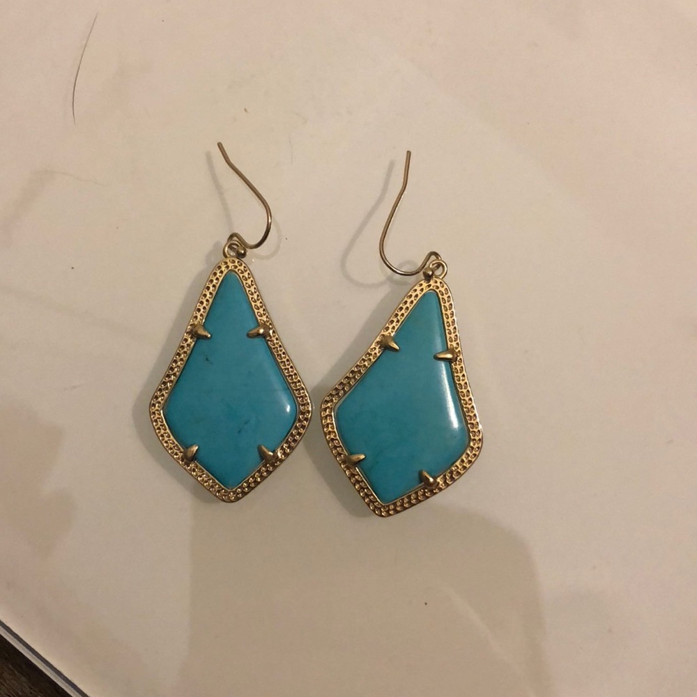 Kendra Scott earrings